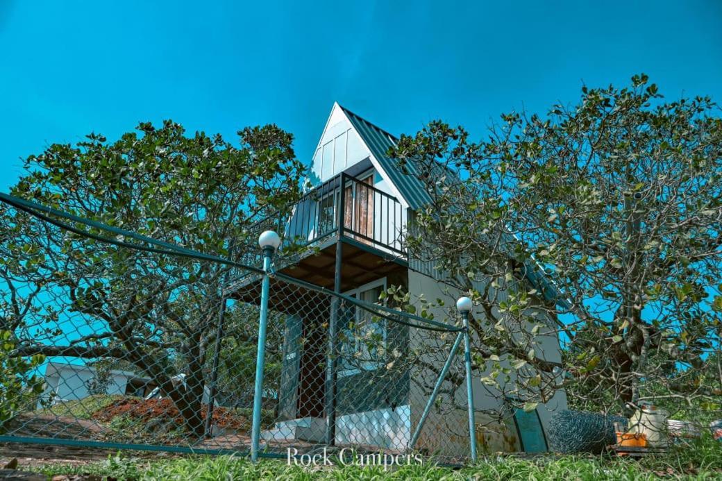 Rock Campers Hotel And Resort Chillithodu 외부 사진